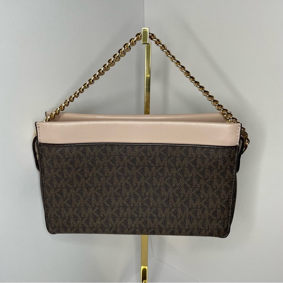 Jet Set Large Logo Chain Crossbody Bag - Picture 3 of 16